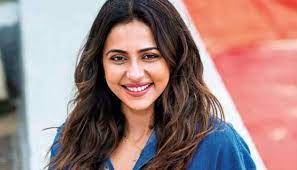 फिल्म 'आई लव यू' के एक सीन के लिए, 14 घंटे तक पानी में रही रकुल प्रीत सिंह