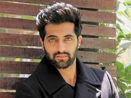 अक्षय ओबेरॉय ने अपने करियर के महत्वपूर्ण उपलब्धि पर की बात