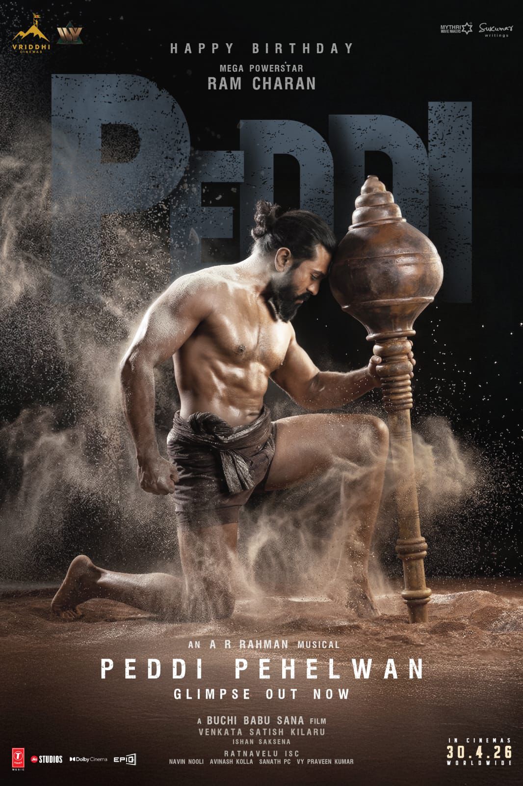 राम चरण बने 'पेड्डी पहलवान', नया लुक आया सामने