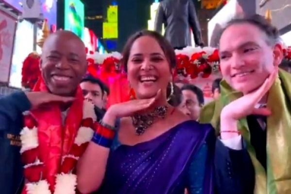 NYC's Mayor performs Allu Arjun's hand gesture from 'Pushpa'