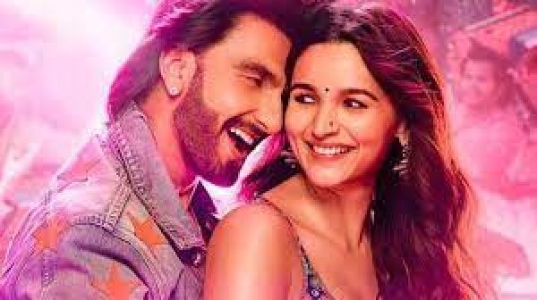 फिल्म 'रॉकी और रानी की प्रेम कहानी' 28 जुलाई को सिनेमाघरों में रिलीज होगी