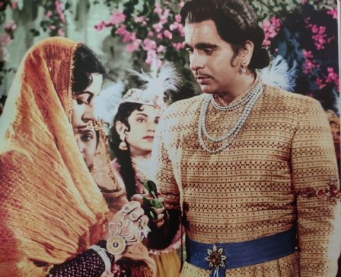 बॉलीवुड के अनकहे किस्सेः ऐसे रंगीन हुई मुग़ल-ए आज़म