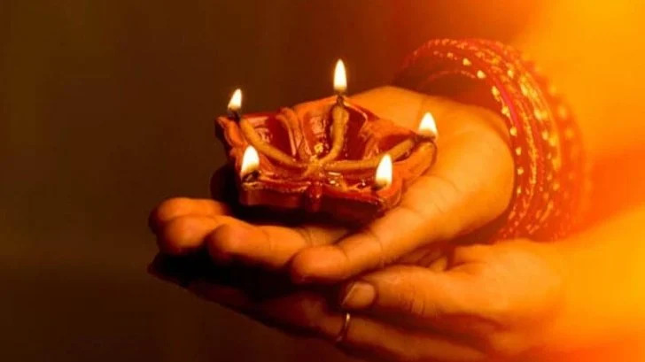 नरक चतुर्दशी : यमराज के लिए दीपदान करने का पर्व  