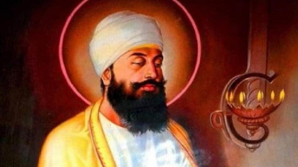 "हिंदुत्व की रक्षा के लिए पूर्णाहुति : हिंद दी चादर गुरु तेग बहादुर"