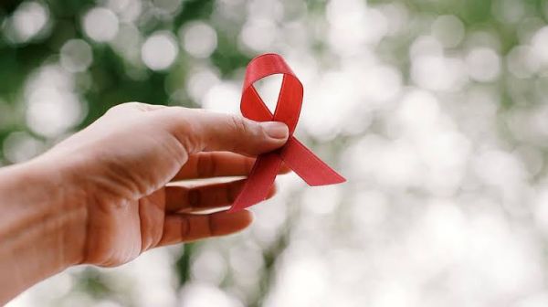 विश्व एड्स दिवस- असुरक्षित रिश्तों के जहर की जानलेवा डगर