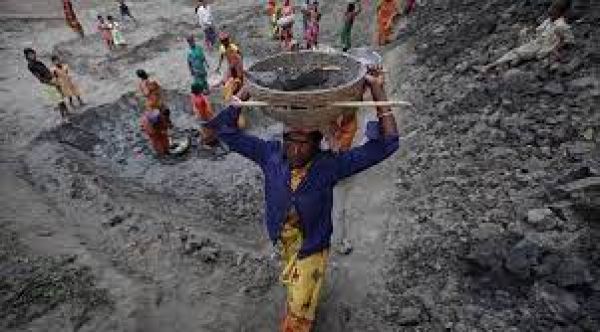 हाशिये पर मजदूर, प्रगति कैसे हो भरपूर