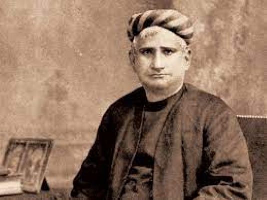 सुप्रसिद्ध साहित्यकार  व राष्ट्रगीत वन्दे मातरम्  के रचयिता बंकिम चंद्र चटोपाध्याय 