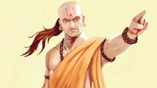 चाणक्य नीति :- मूर्ख पुत्र किस काम का 