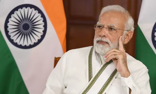  प्रधानमंत्री मोदी का कांग्रेस अध्&zwj;यक्ष को फोन करना : राजनीतिक अदावत के बीच भी गुंजाइश शेष है