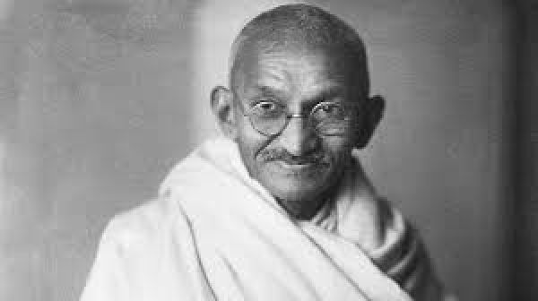  गांधी जयंती 2 अक्टूबर पर विशेष:- महात्मा गांधी की जीवन दृष्टि 