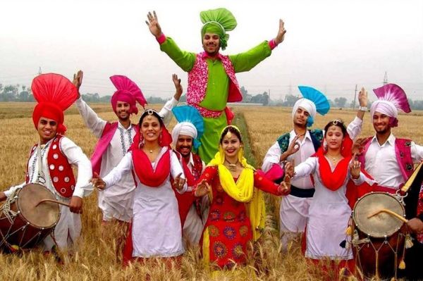 बैसाखी: संस्कृति, संघर्ष और समर्पण का समागम
