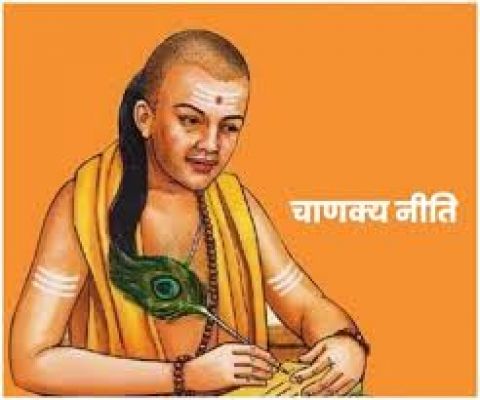 चाणक्य नीति: सीख किसी से भी लें, चाहे वो बगुला ही क्यों न हो 