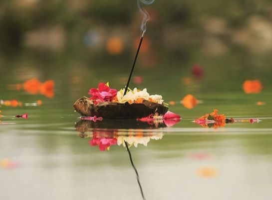 "माँ नर्मदा का पहला अवतरण ही पितरों (माताएँ पृथक नहीं )के तर्पण के लिए हुआ था"