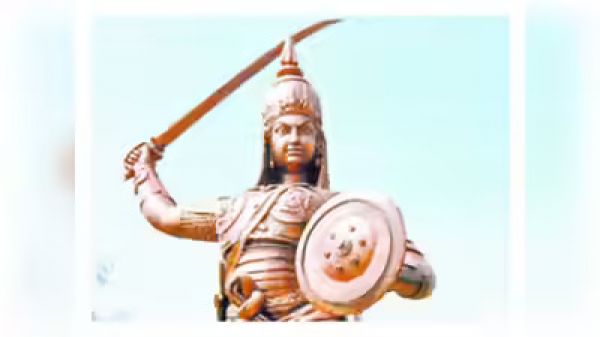  वीरांगना रानी दुर्गावती: स्वाभिमान और शौर्य की प्रतीक