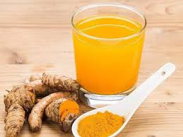 रोग प्रतिरोधक क्षमता को बढ़ाता है हल्दी पानी 