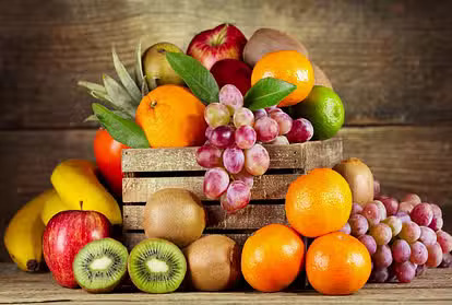 किन फलों को भूलकर भी रात में नहीं खाना चाहिए?