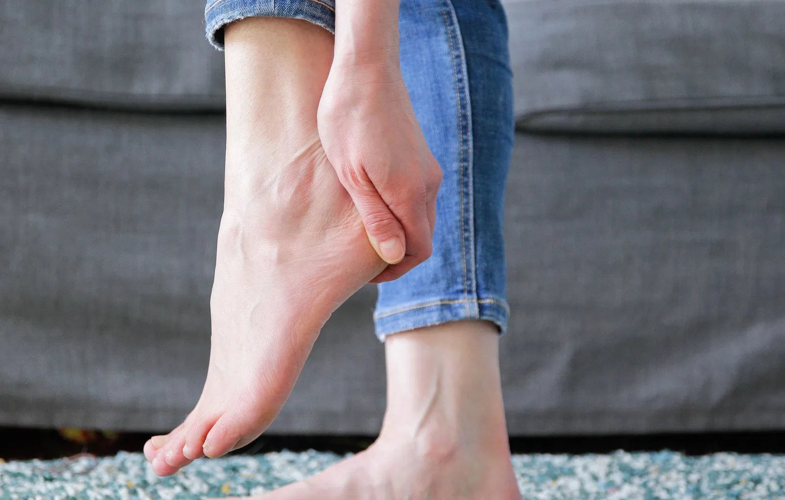 यूरिक एसिड को कंट्रोल करने के लिए इन चीज़ों का सेवन है बेहद फायदेमंद