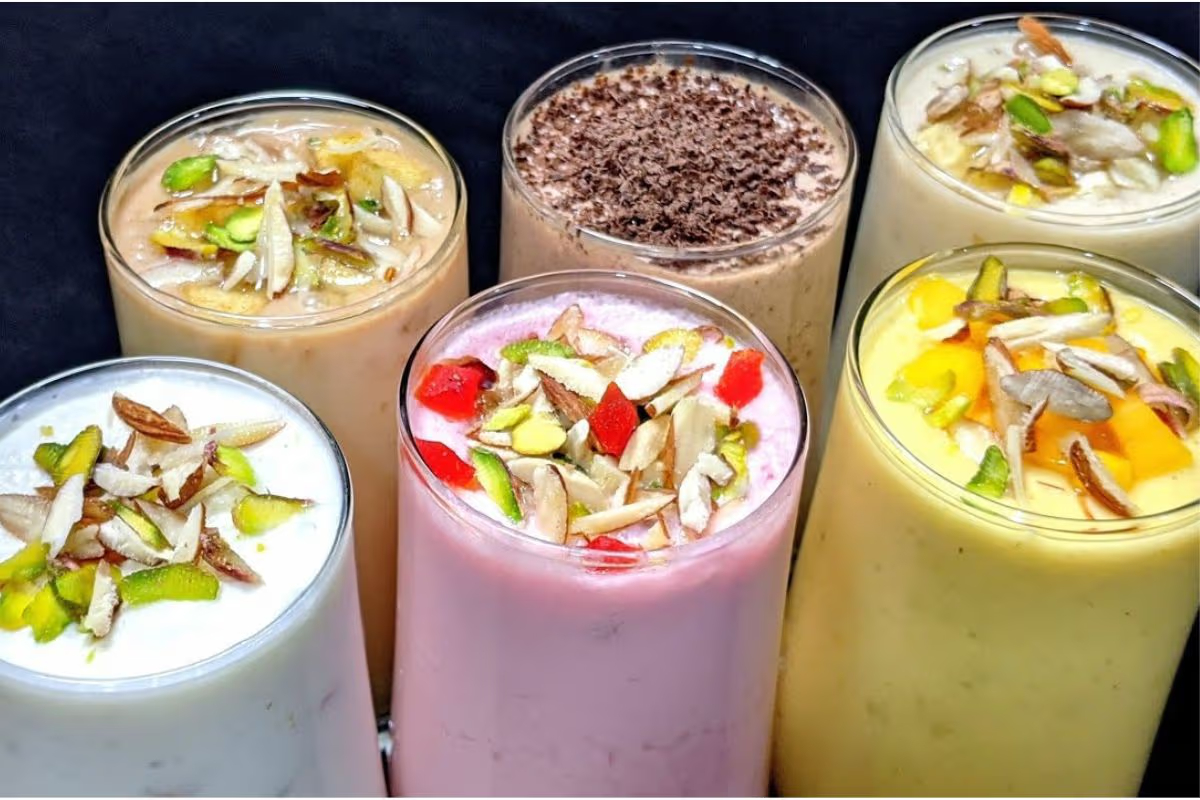 सिर्फ 4 मिनट में बनाएं 4 तरह की लस्सी, फटाफट नोट कर लें रेसिपी  