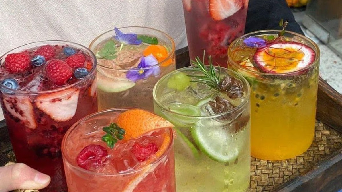 गर्मियों में ताज़गी के लिए 7 आसान ड्रिंक्स: आम पन्ना से तरबूज पंच तक मिनटों में घर पर बनाएं