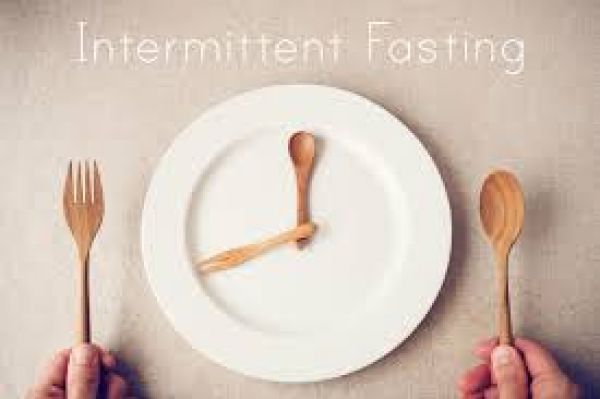 How intermittent fasting affects female hormones