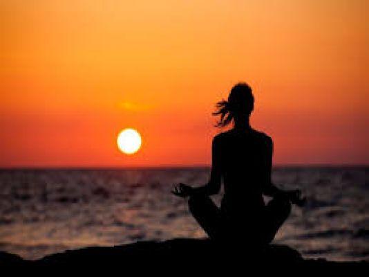 सूर्योदय से पहले उठने के  फायदे