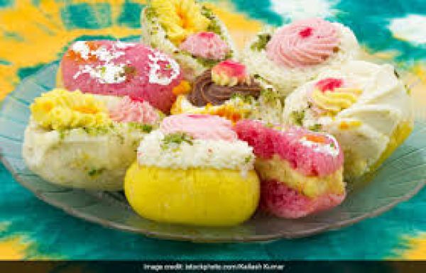  मिठाइयों का विशेष महत्व