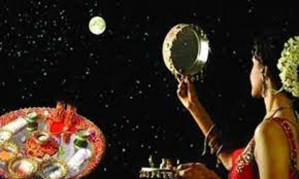 सेहत: इस बार है पहला करवाचौथ तो बॉडी को पहले से ही कर लें तैयार, नहीं लगेगी भूख-प्यास
