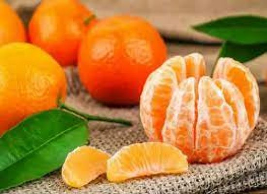 संतरा में विटामिन सी, एंटीऑक्सिडेंट्स भरपूर मात्रा में होते 