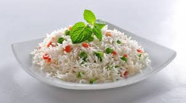 खिले-खिले चावल बनाने के लिए आजमाएं ये टिप्स