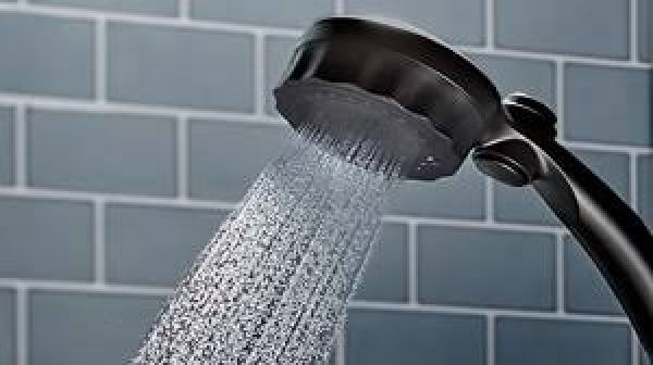 गर्म पानी से नहाना हो सकता है नुकसानदायक