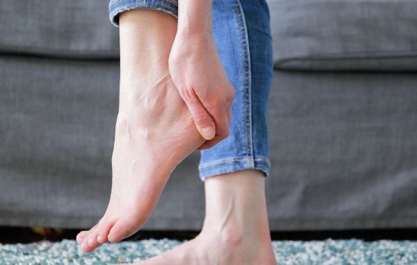 यूरिक एसिड को कंट्रोल करने के लिए इन चीज़ों का सेवन है बेहद फायदेमंद