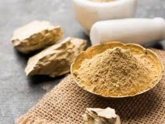 "मुल्तानी मिट्टी और इन 3 रसों से पाएं बेदाग और चमकदार त्वचा"