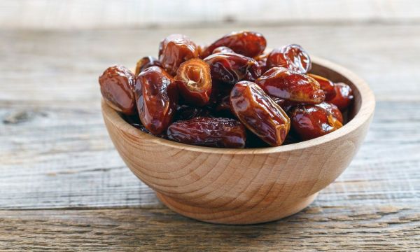 खजूर खाने के फायदे: रोजाना दो-तीन खजूर से सेहत बनाएं दुरुस्त