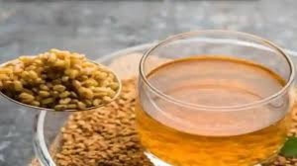 मेथी दाने का पानी पीने से शरीर पर क्या असर पड़ता है?
