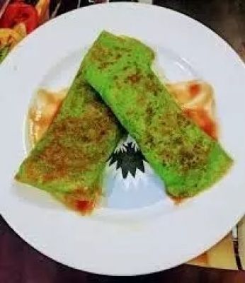 ब्रेकफास्ट में बनाएं स्वादिष्ट मटर&ndash;मूंग दाल चीला, सेहत और स्वाद का परफेक्ट कॉम्बिनेशन