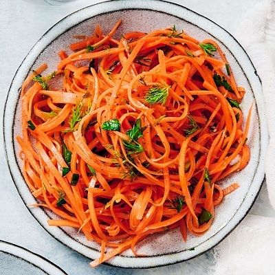 झटपट बनाएं स्वादिष्ट गाजर का सलाद