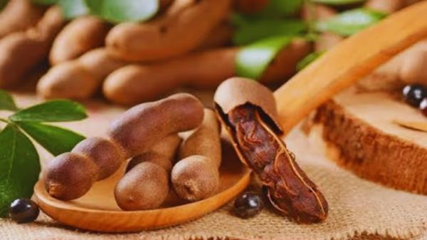 इमली का कमाल: खट्टा फल बना नया ग्लो-अप सीक्रेट, हर कोई कर रहा चर्चा  