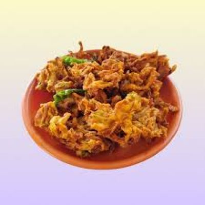 घर पर बनाएं हलवाई जैसे क्रिस्पी पकौड़े, जानें खास टिप्स  