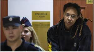 रूस ने मौत के सौदागर विक्टर बाउट के बदले अमेरिका की बास्केटबॉल स्टार ब्रिटनी को छोड़ा