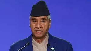 नेपाल के पूर्व प्रधानमंत्री देउबा इलाज के लिए पहुंचे सिंगापुर