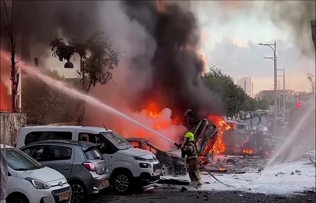 फ्रांसीसी सांसद ने कहा, हमास के हमले के बाद फ्रांस के 8 नागरिक मारे गए या बंधक बनाए गए