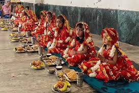 महानवमी पर नेपाल के राष्ट्रपति ने की 'कन्या पूजा'