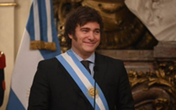 दक्षिणपंथी जेवियर माइली ने अर्जेंटीना के नए राष्ट्रपति के रूप में ली शपथ