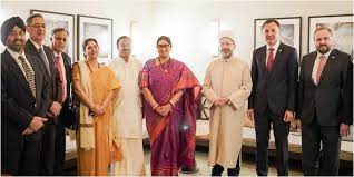 केंद्रीय महिला और बाल विकास तथा अल्पसंख्यक मामलों की मंत्री स्मृति जुबिन ईरानी जेद्दा में तीसरे हज और उमरा सम्मेलन के उद्घाटन समारोह में शामिल हुईं