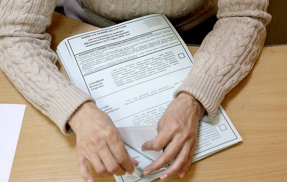 रूस में राष्ट्रपति पद के चुनाव के लिए मतदान शुरू