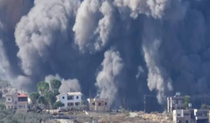 इजराइल का हिजबुल्ला के ठिकानों पर हमला, ईरानी दूतावास पर हमले के बाद बढ़ा टकराव