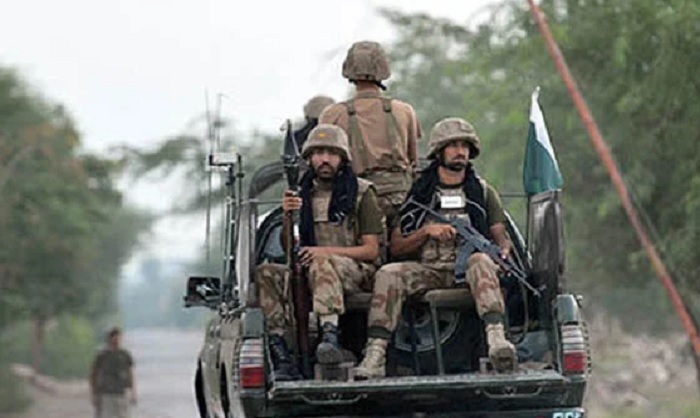 पाकिस्तान में सुरक्षा बलों ने नौ आतंकवादियों को मार गिराया