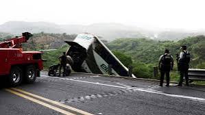 मैक्सिकोः भीषण सड़क दुर्घटना में 19 लोगों की मौत