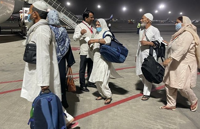  सऊदी अरब ने हज शुरू होने से पहले भारत-पाकिस्तान, बांग्लादेश समेत 14 देशों के वीजा पर अस्थाई प्रतिबंध लगाया