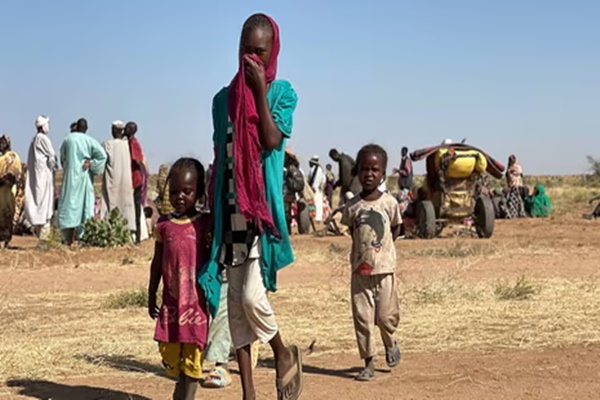 सूडान: विस्थापन शिविरों पर हमलों में 200 से अधिक लोग मारे गए